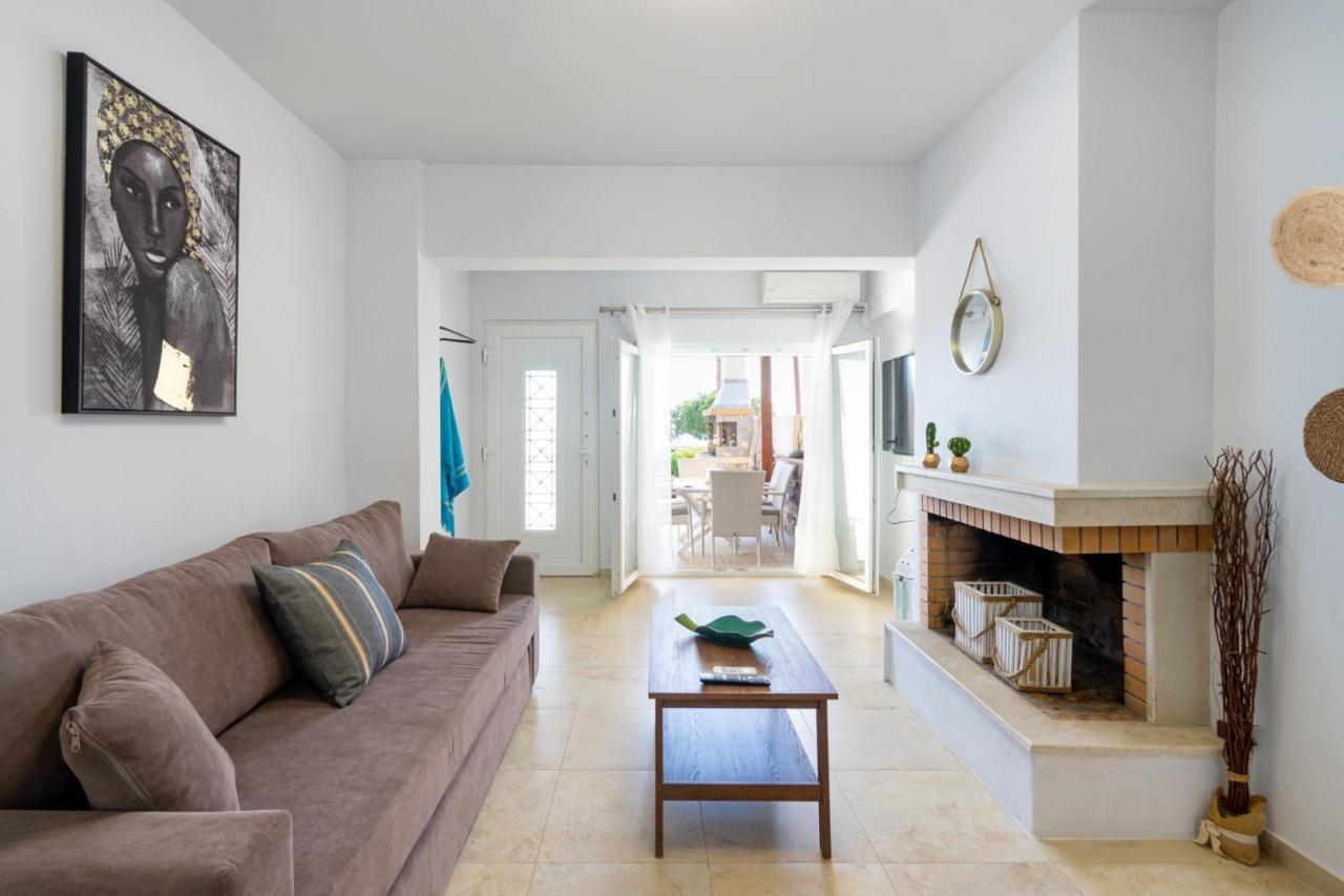 Вілла Blue Coast House Goudhouros Екстер'єр фото